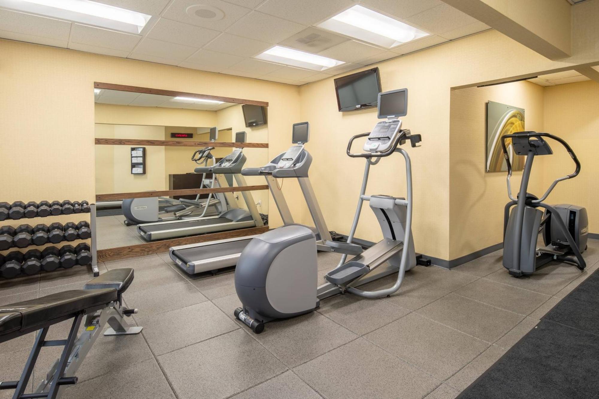 Courtyard By Marriott Portland Airport Ξενοδοχείο Εξωτερικό φωτογραφία