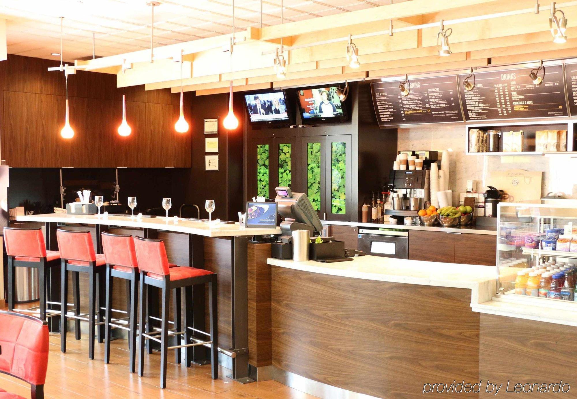 Courtyard By Marriott Portland Airport Ξενοδοχείο Εξωτερικό φωτογραφία